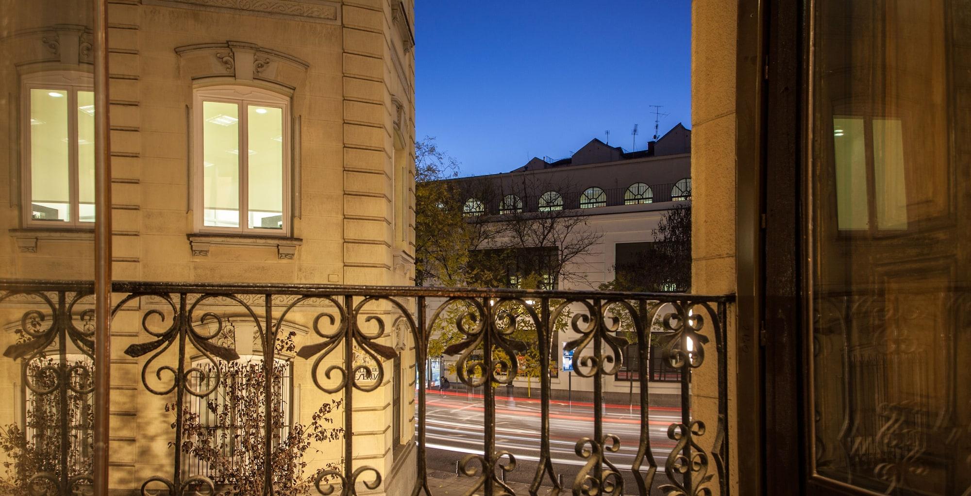 Abracadabra Suites Madrid Exterior photo