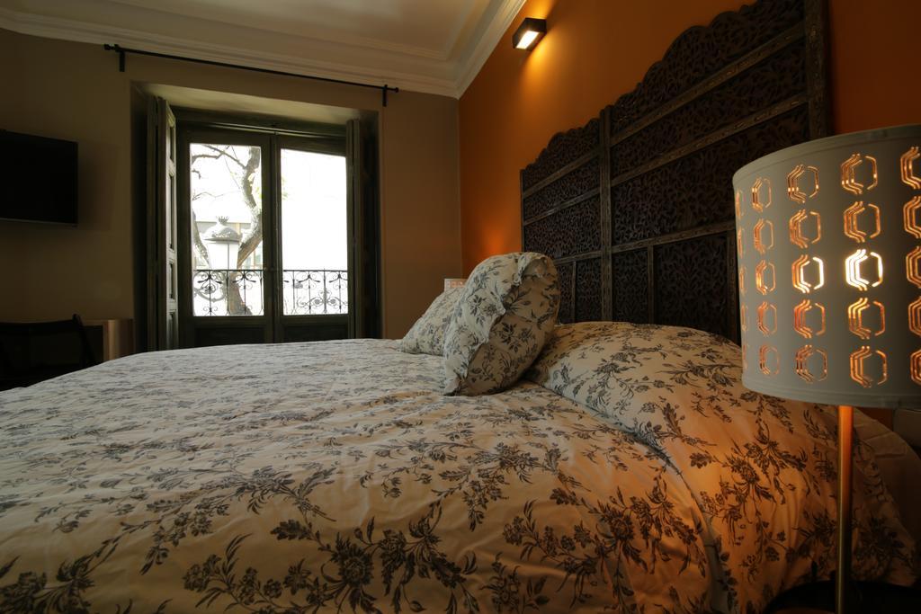 Abracadabra Suites Madrid Room photo