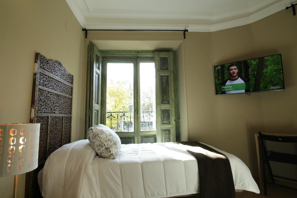 Abracadabra Suites Madrid Room photo